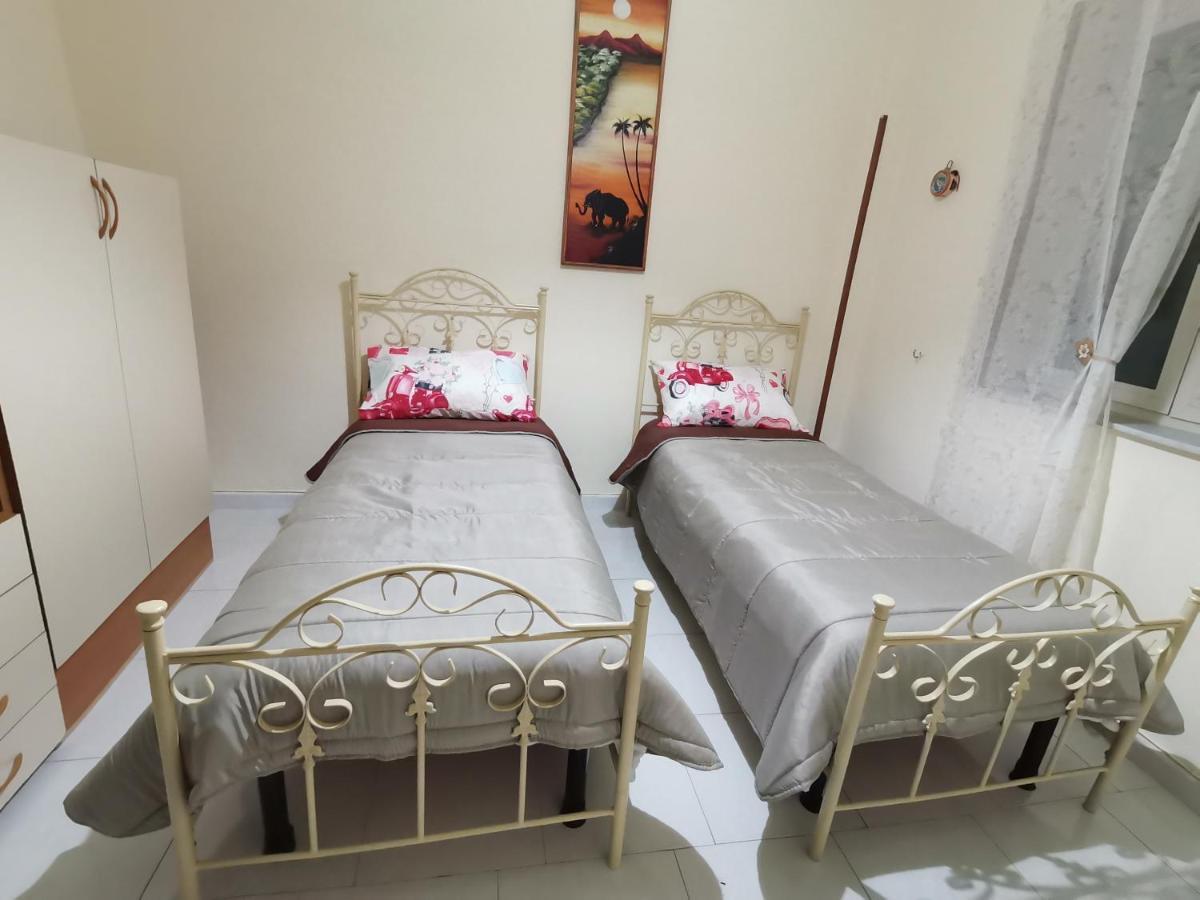 A Casa Di Italia Apartment เนเปิลส์ ภายนอก รูปภาพ